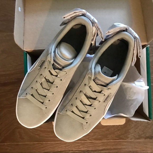 NIB Puma Suede Bow Sneakers Size 7.5 - Picture 7 of 8
